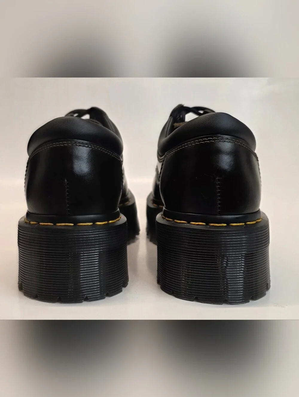 New Dr. Martens 8053 Quad Smooth Leather Platform Shoes in Black Women's Size 8